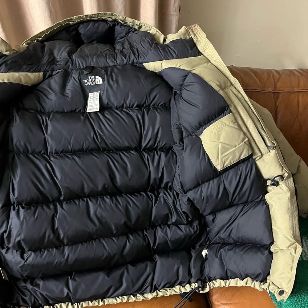 “Old School Retro” 1996 Moss Green North Face Puffer Coat - Picture 6 of 9